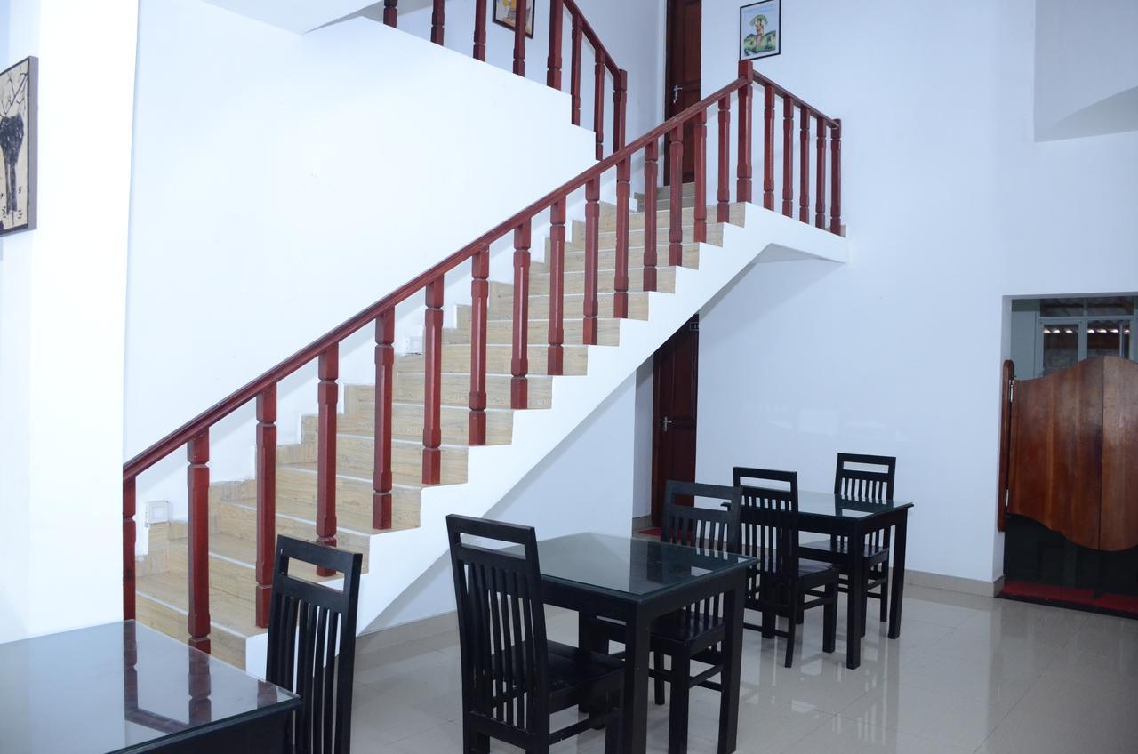Yoho Beach Glory Hotel Negombo Kültér fotó