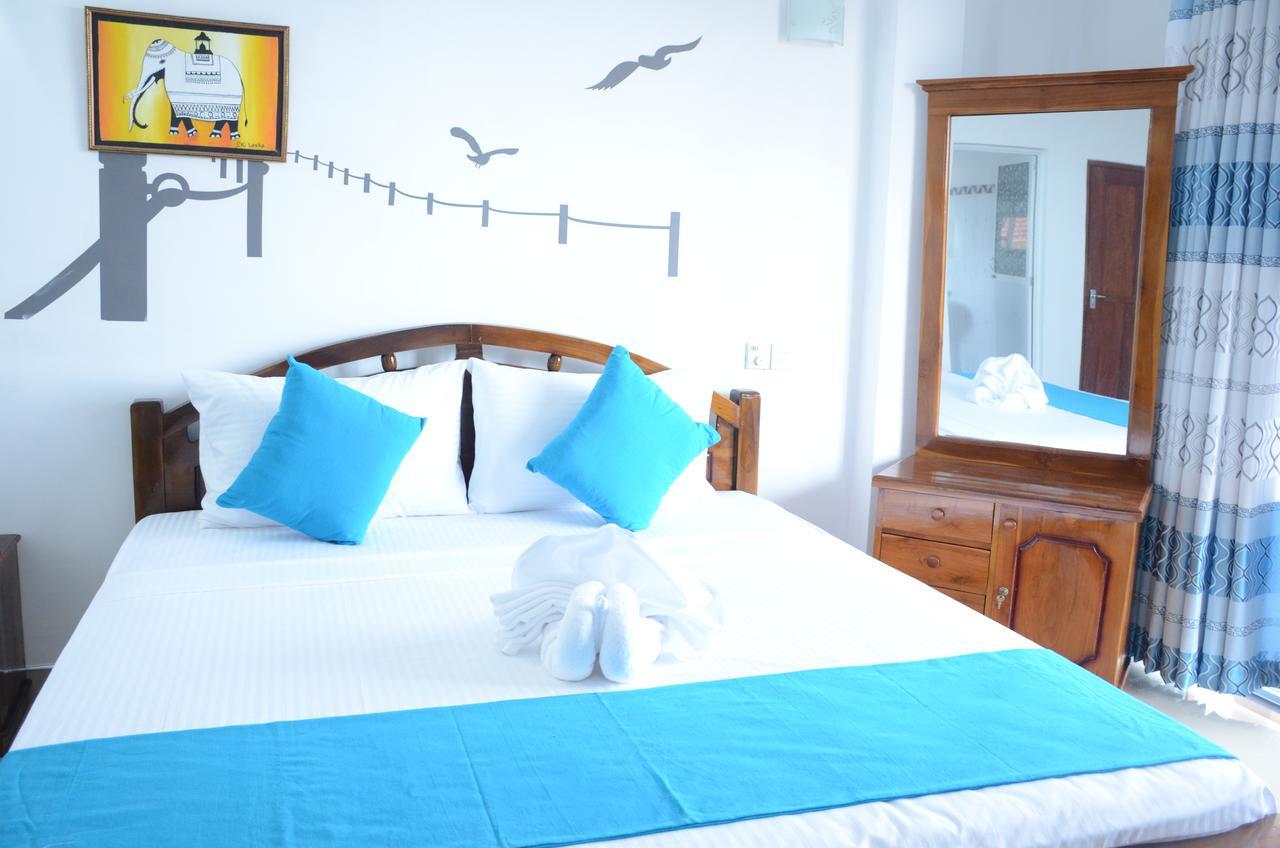 Yoho Beach Glory Hotel Negombo Kültér fotó