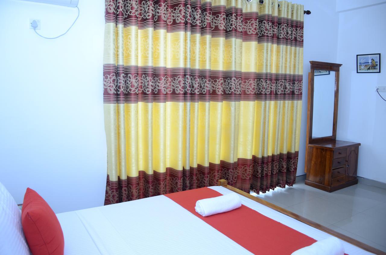 Yoho Beach Glory Hotel Negombo Kültér fotó