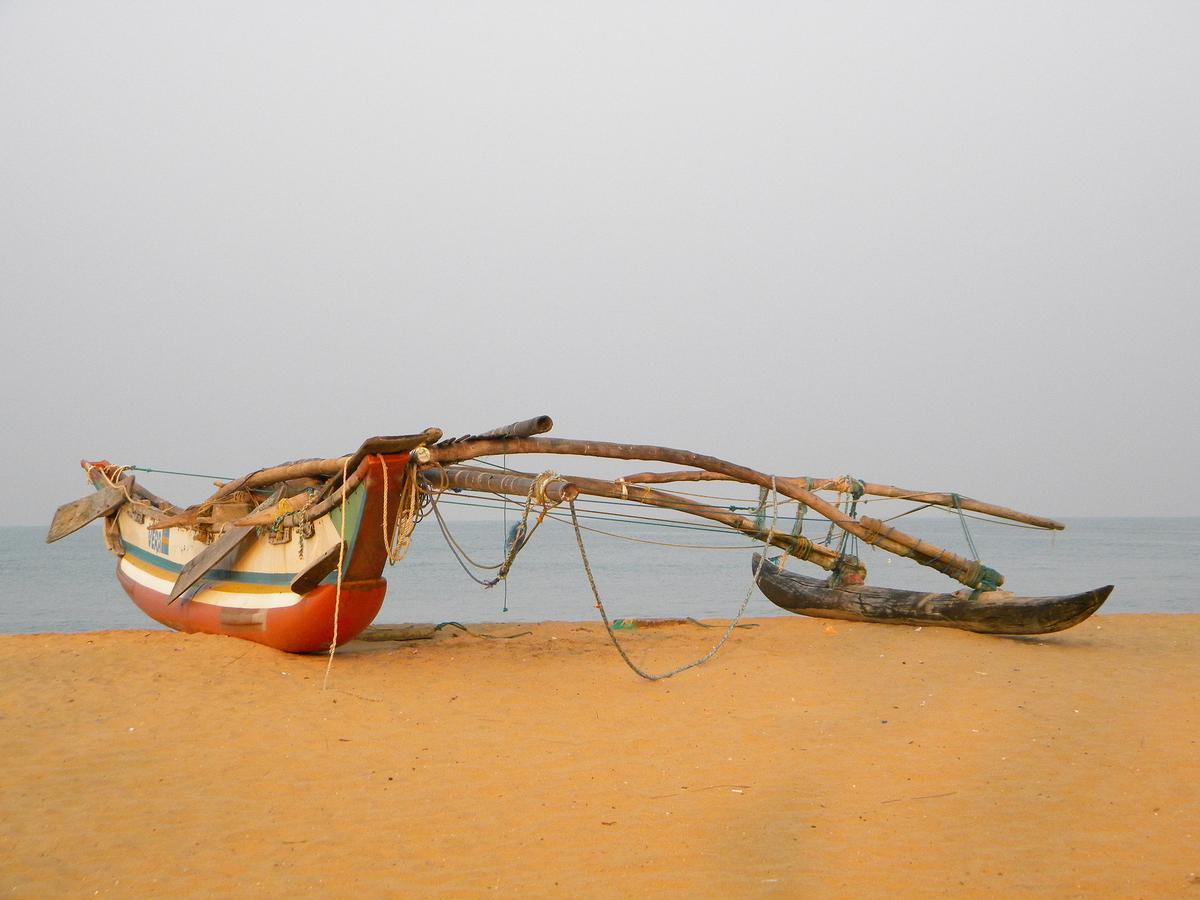 Yoho Beach Glory Hotel Negombo Kültér fotó