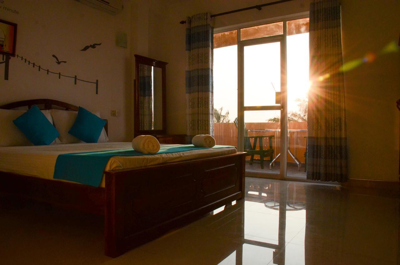 Yoho Beach Glory Hotel Negombo Kültér fotó